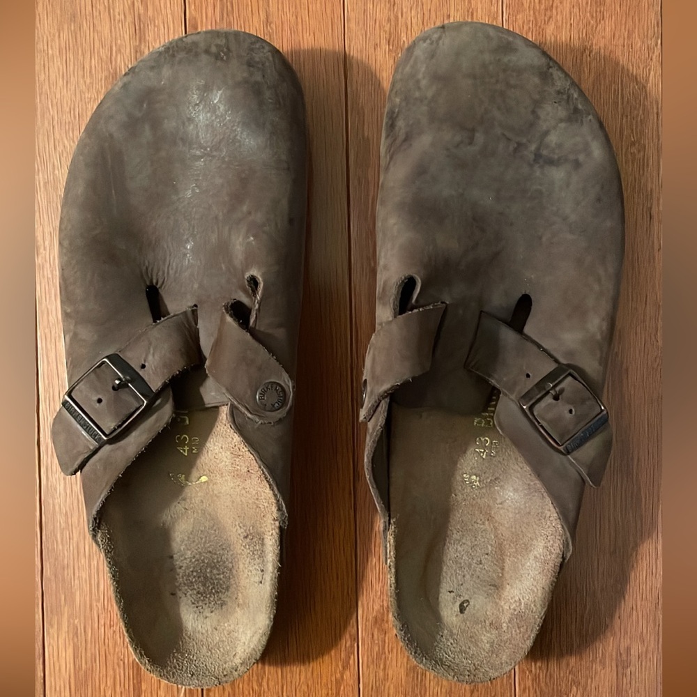 Birkenstock Dark Brown Leather Clogs Size 43/10- Narrow Fit